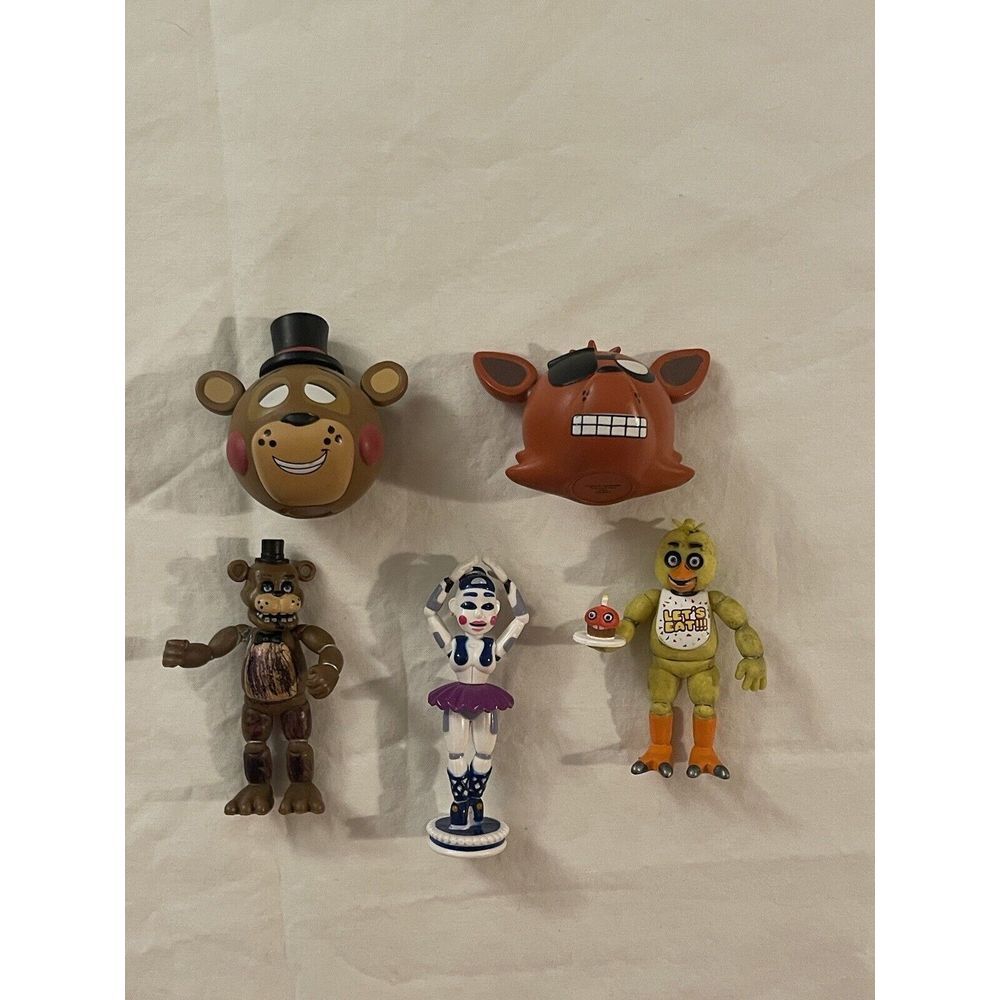 Funko Five Nights at Freddy's Figures Lot Of‎ 5